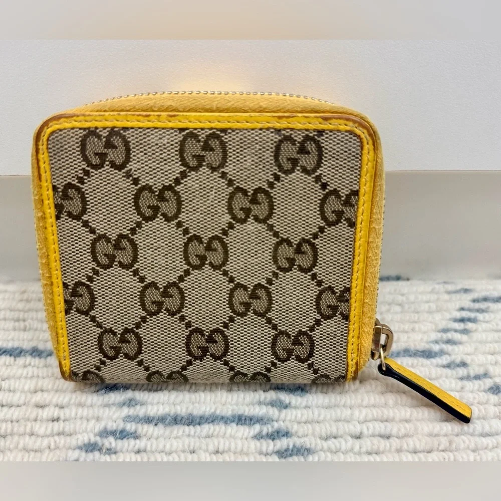 GUCCI GG Monogram Canvas Yellow Leather Bifold Zip Around Wallet Made in Italy